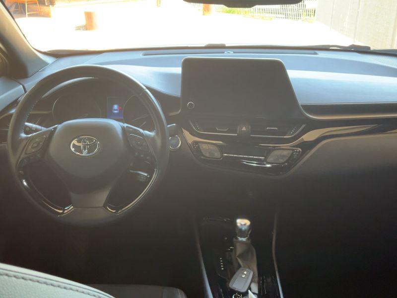 Toyota C-HR 1.8 Hybrid Trend — zdjęcie 12