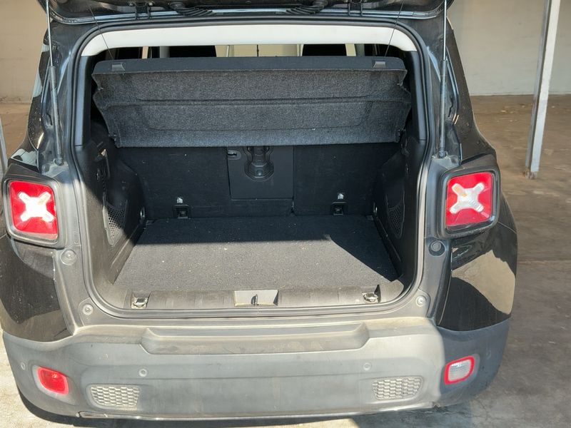 Jeep Renegade 1.0 TGDi Longitude 4x2 — zdjęcie 10