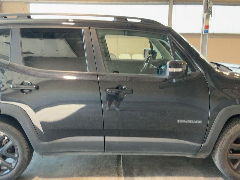Jeep Renegade 1.0 TGDi Longitude 4x2 — zdjęcie 7
