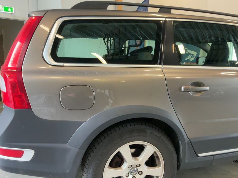 Volvo XC70 2.4 DRIVe Momentum 2WD — zdjęcie 6