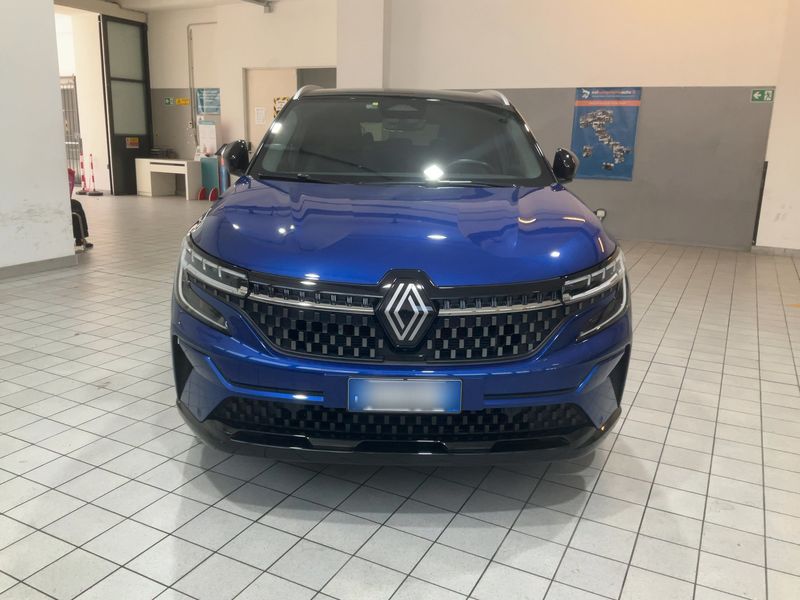 Renault Austral 1.2 Hybrid E-Tech Iconic — zdjęcie 9