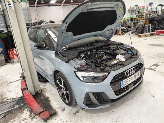 Audi A1 Sportback 30 TFSI Adrenalin — zdjęcie 6