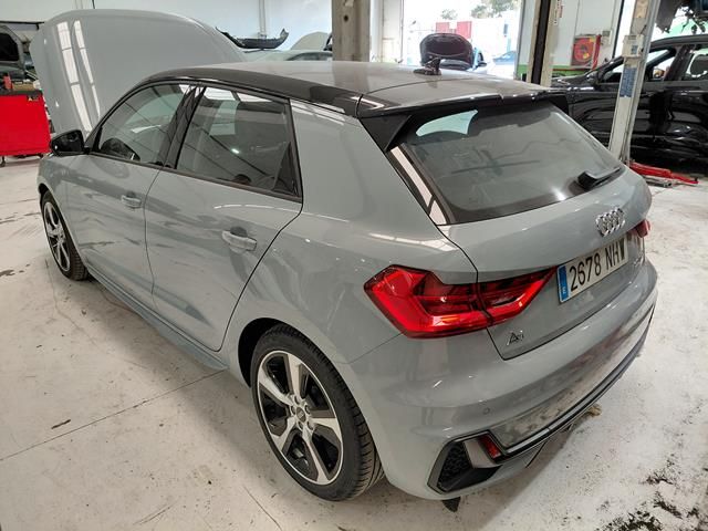 Audi A1 Sportback 30 TFSI Adrenalin — zdjęcie 4