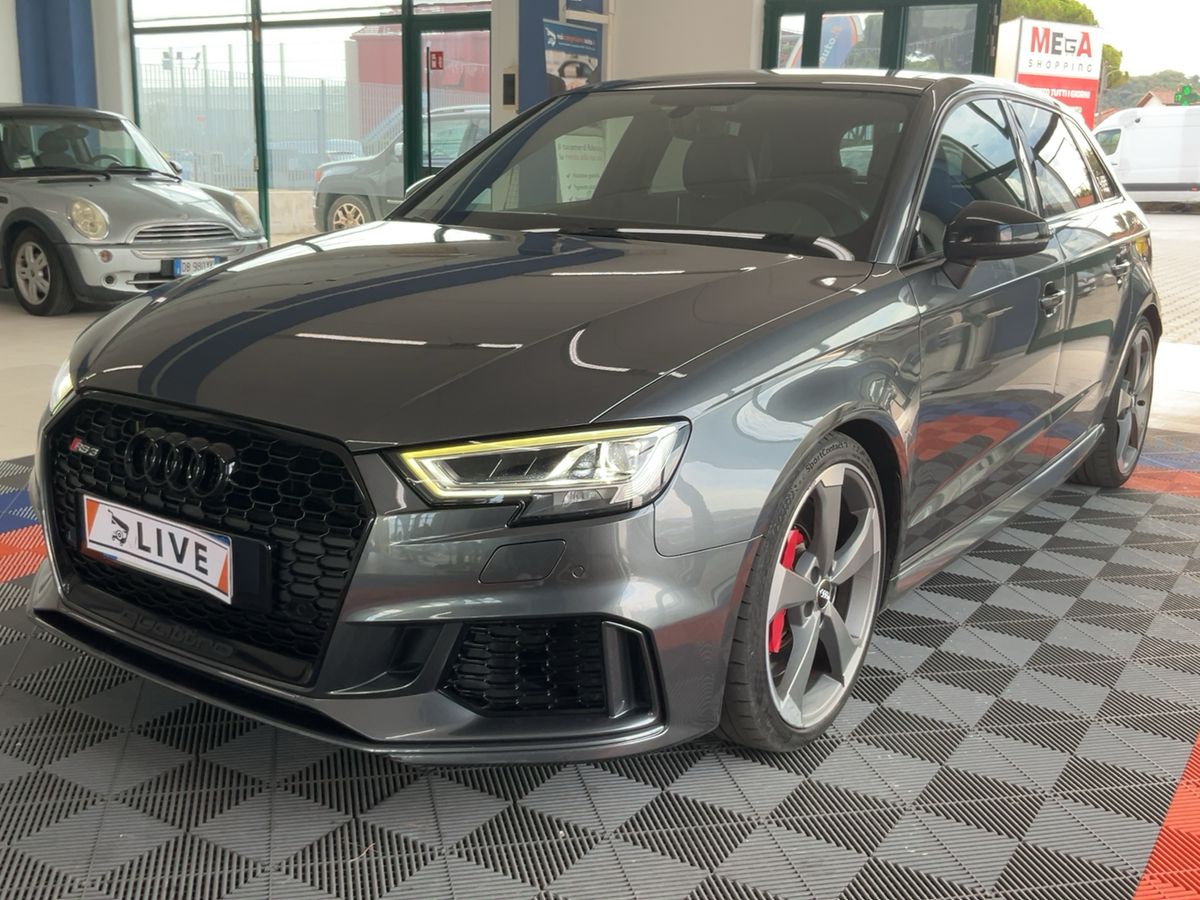 Audi RS 3 2.5 TFSI quattro