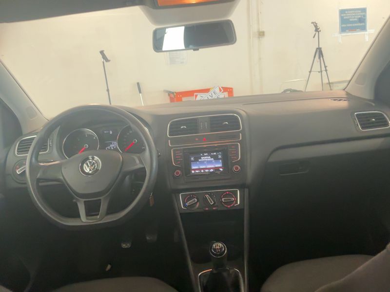 Volkswagen Polo 1.4 TDI Comfortline — zdjęcie 12
