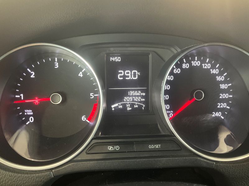 Volkswagen Polo 1.4 TDI Comfortline — zdjęcie 13