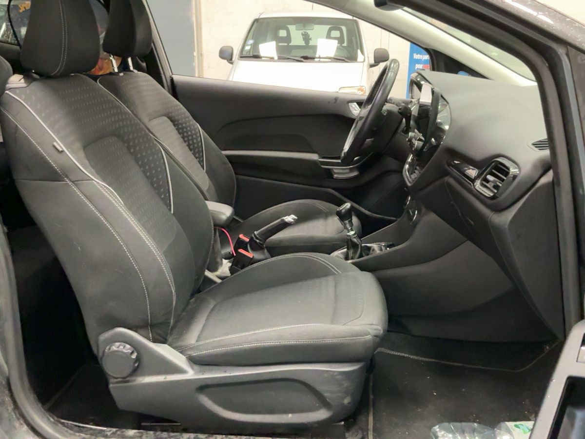 Ford Fiesta 2017 — photo 17
