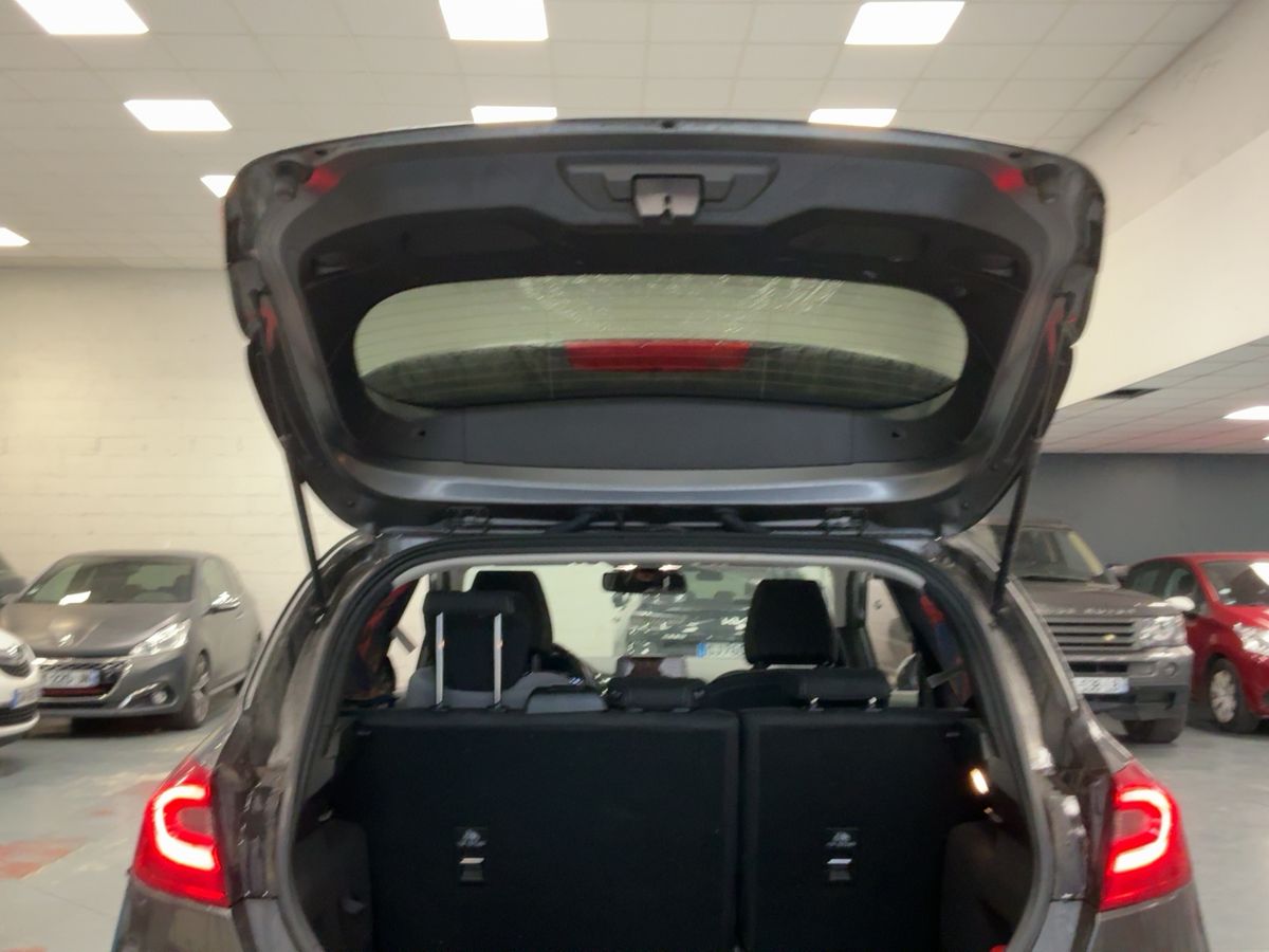 Ford Fiesta 2017 — photo 16