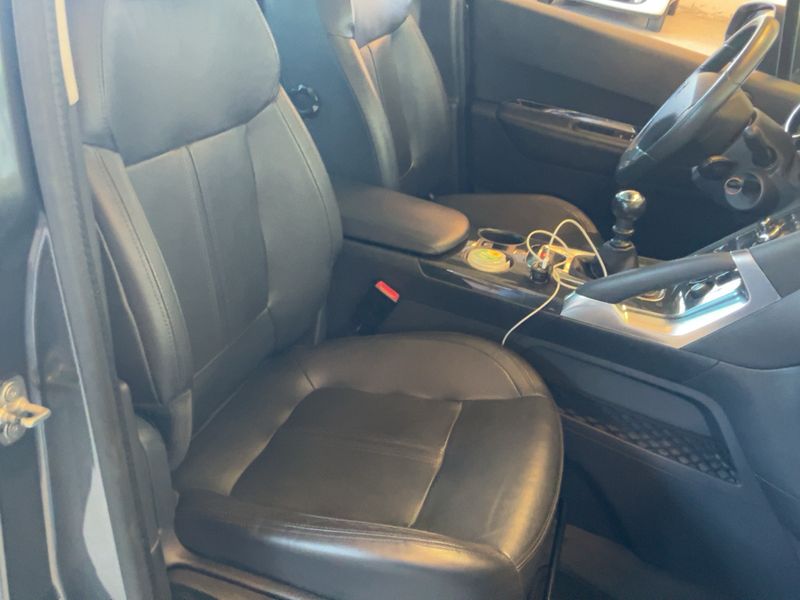 Peugeot 3008 1.6 HDi Féline 2012 – снимка 16