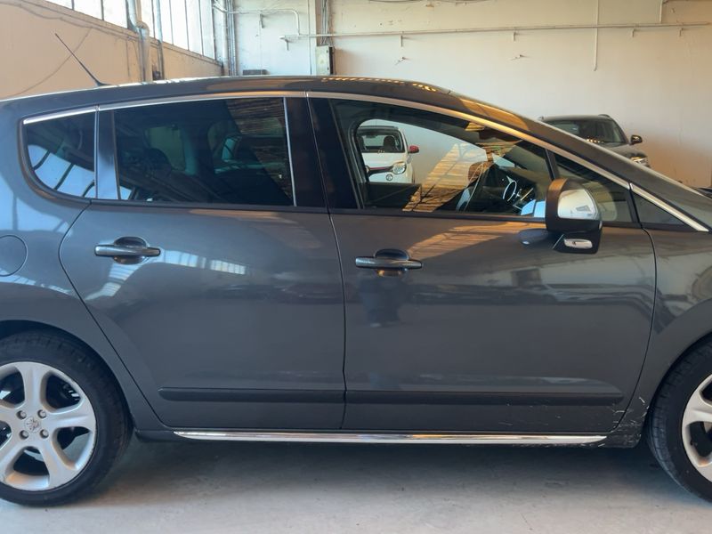 Peugeot 3008 1.6 HDi Féline 2012 – снимка 10