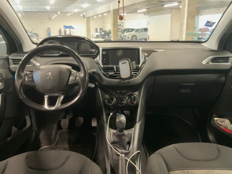 Peugeot 208 1.2 VTi Envy 2013 – снимка 17
