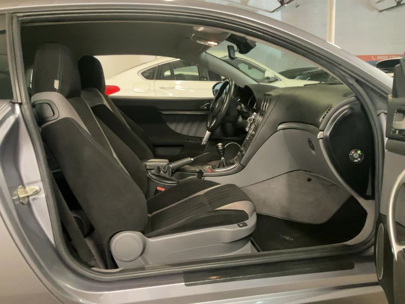 Alfa Romeo Alfa Brera 2.4 JTD JTDM Sky View — zdjęcie 11