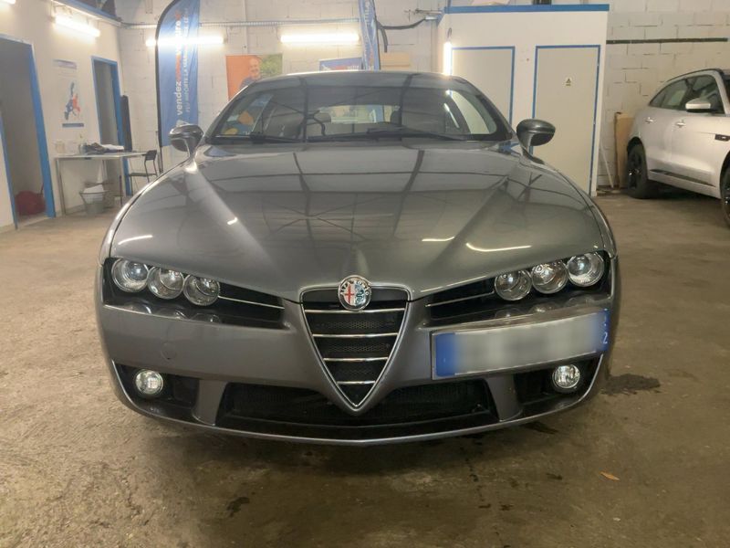 Alfa Romeo Alfa Brera 2.4 JTD JTDM Sky View — zdjęcie 9