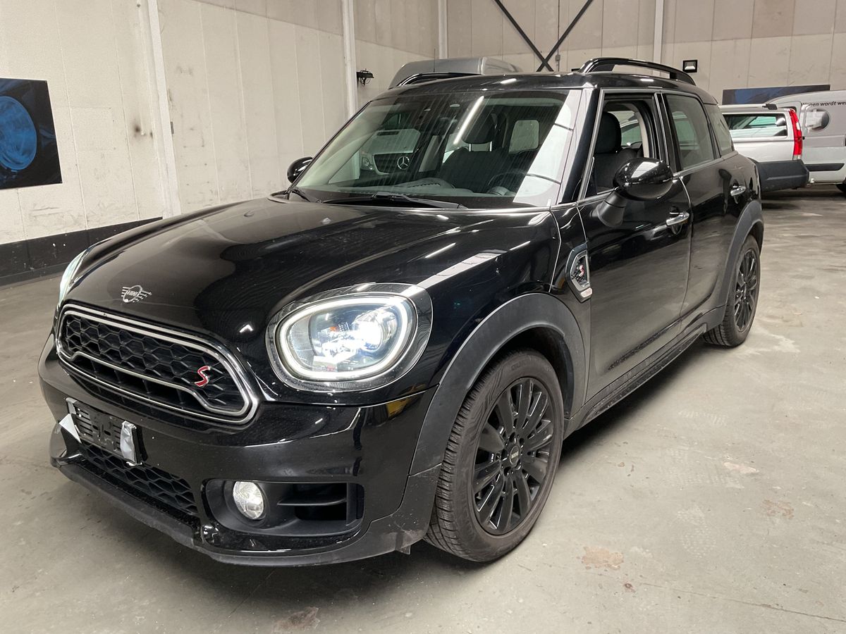 MINI Countryman 2018 — photo 1