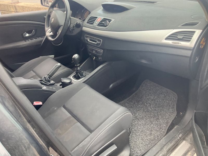 Renault Megane 1.6 Dynamique 2009 – снимка 3