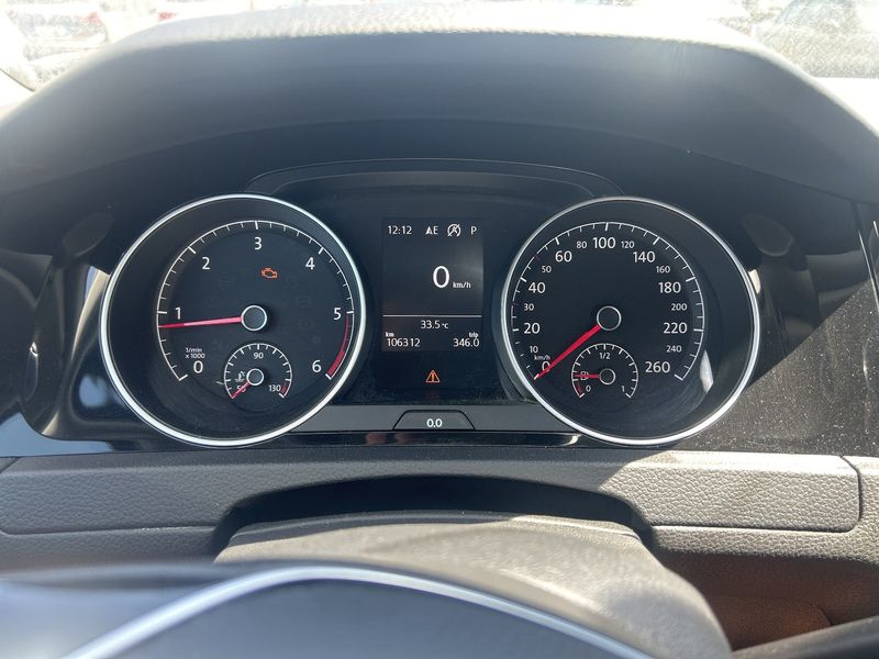 Volkswagen Golf VII 1.6 TDI Executive BlueMotion Tech — zdjęcie 13