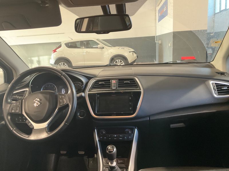 Suzuki SX4 S-Cross 1.4 BoosterJet Mild-Hybrid Easy 2WD photo Suzuki SX4 S-Cross 1.4 BoosterJet Mild-Hybrid Easy 2WD