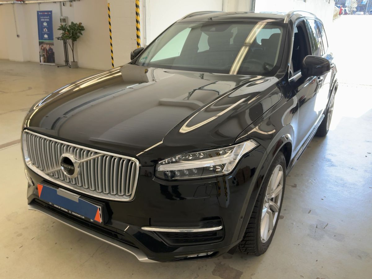 Volvo XC90 2018 — photo 1