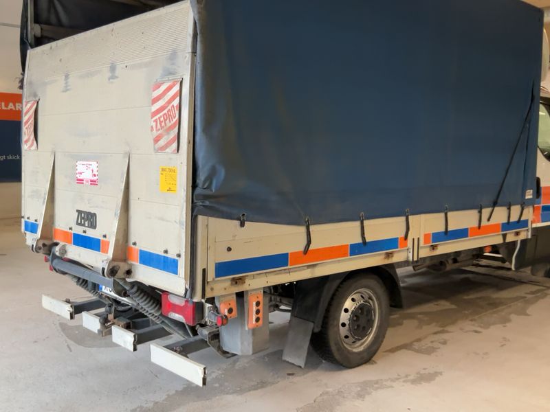 Iveco Daily 3.0 Diesel Einzelkabine 35 S Radstand 4100 — zdjęcie 6