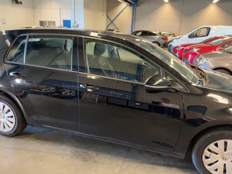 Volkswagen Golf VII 1.2 TSI Trendline BlueMotion Tech — zdjęcie 7