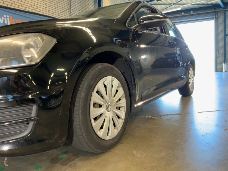 Volkswagen Golf VII 1.2 TSI Trendline BlueMotion Tech — zdjęcie 2