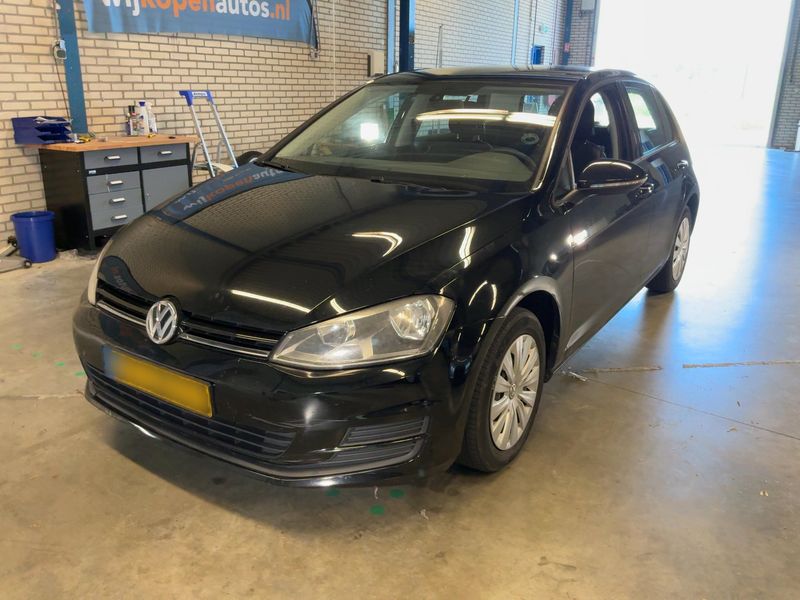 Volkswagen Golf VII 1.2 TSI Trendline BlueMotion Tech