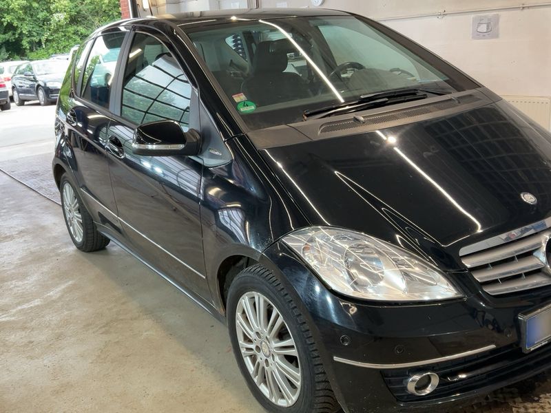 Mercedes-Benz A-Klasse A 160 Elegance — zdjęcie 8