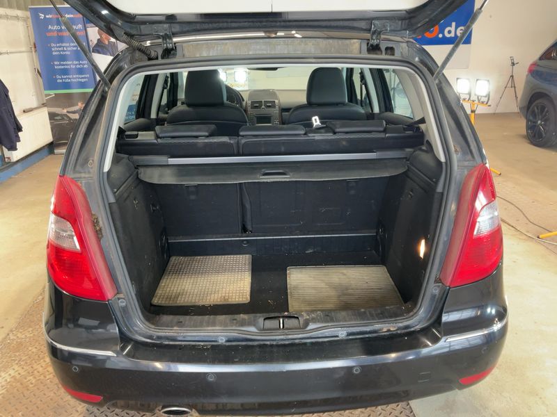 Mercedes-Benz A-Klasse A 160 Elegance — zdjęcie 10