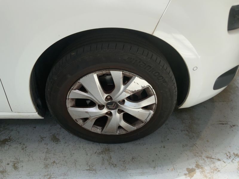 Citroen C4 Picasso 1.6 Blue-HDi Intensive 2015 – снимка 11