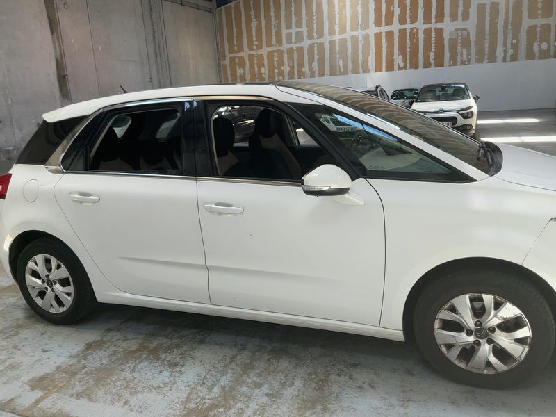 Citroen C4 Picasso 1.6 Blue-HDi Intensive 2015 – снимка 10