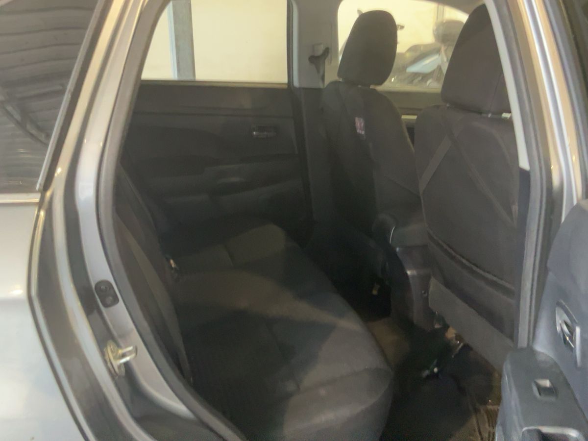 Mitsubishi ASX 2012 — photo 20