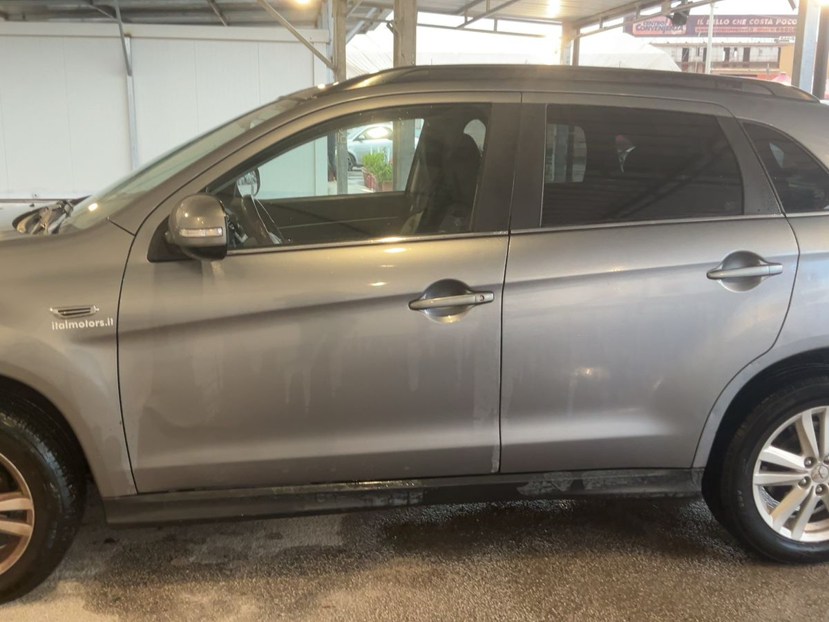 Mitsubishi ASX 2012 — photo 5