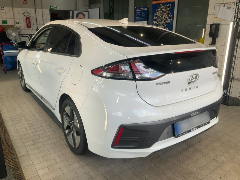 Hyundai IONIQ 1.6 Hybrid Style — zdjęcie 3