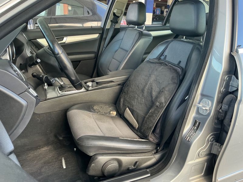 Mercedes-Benz C-Klasse C 200 CDI BlueEfficiency Avantgarde 2012 – снимка 23
