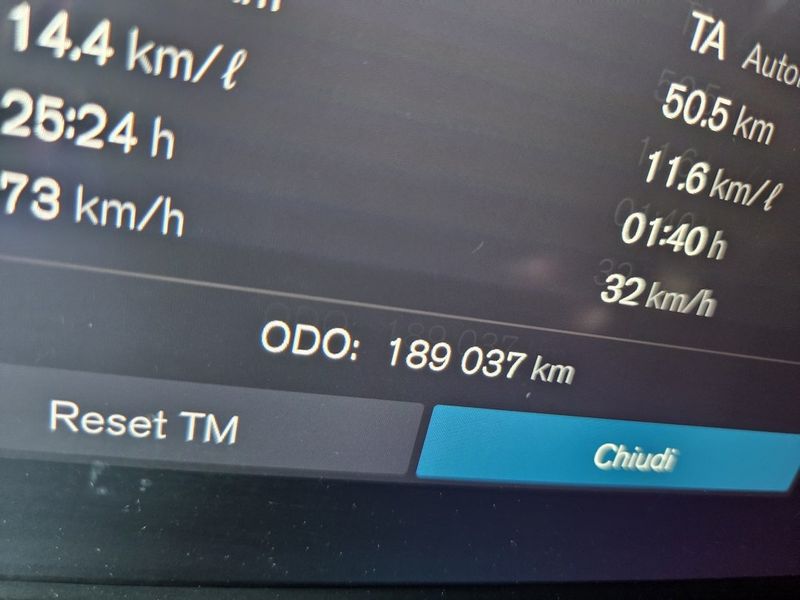 Volvo XC60 2.0 B4 Diesel Mild-Hybrid Momentum Pro AWD — zdjęcie 12