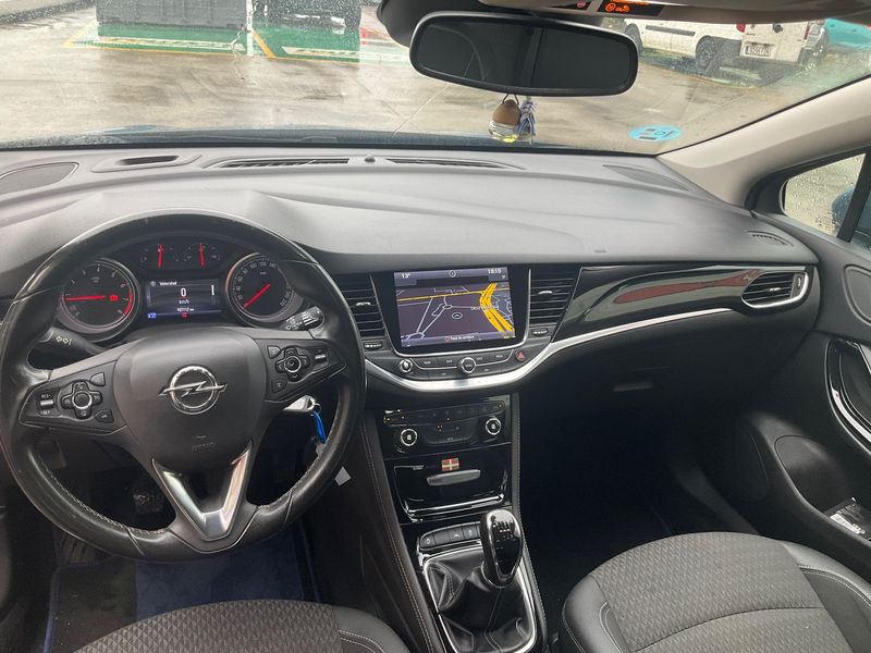Opel Astra 1.4 SIDI Turbo Excellence Start/Stop — zdjęcie 12