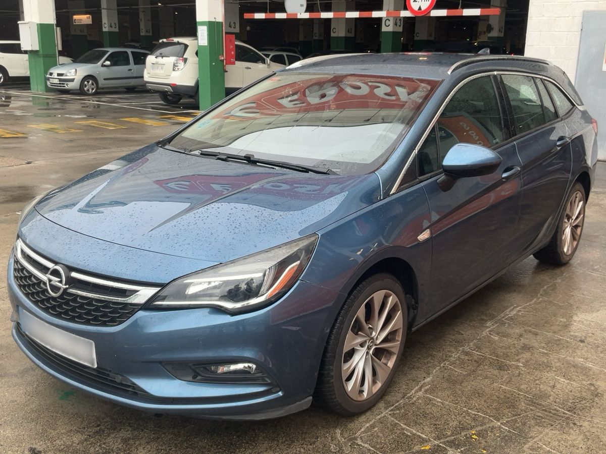 Opel Astra 2017 — photo 1