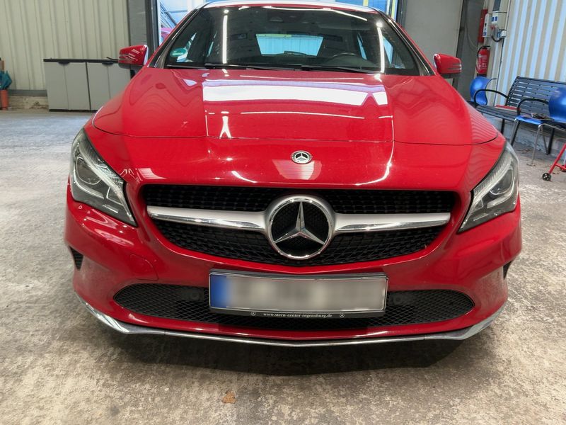 Mercedes-Benz CLA-Klasse CLA 220 Shooting Brake Urban — zdjęcie 9