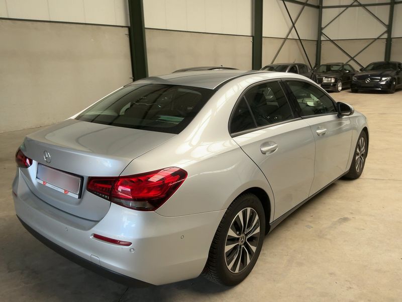 Mercedes-Benz A-Klasse Limousine A 180 d — zdjęcie 6