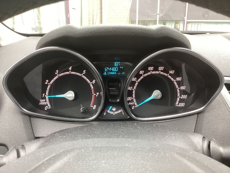 Ford Fiesta 1.0 Trend 2017 – снимка 18
