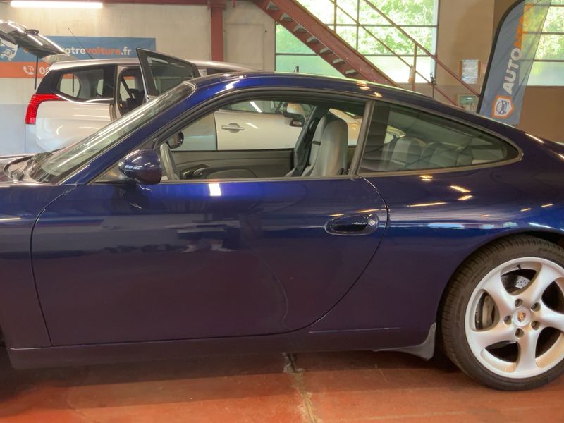 Porsche 911 996 Carrera 4 — zdjęcie 4