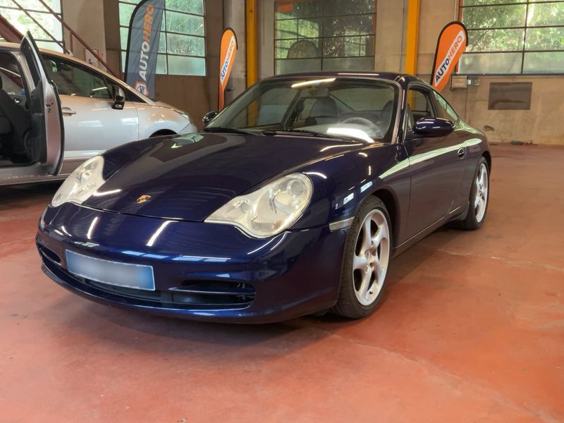 Porsche 911 996 Carrera 4