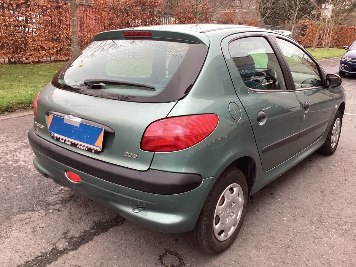 Peugeot 206 1.4 XT