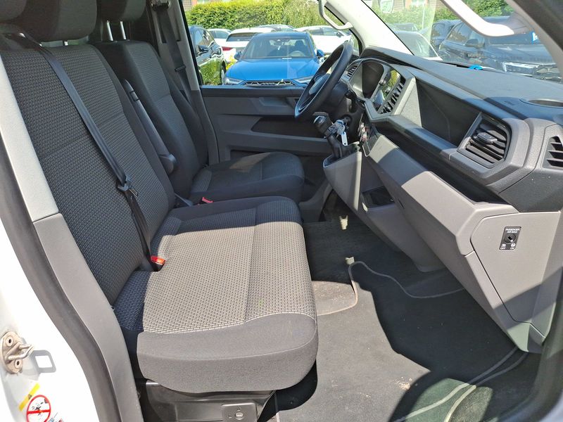 Volkswagen T6 Transporter 2.0 TDI Kasten lang FWD — zdjęcie 10