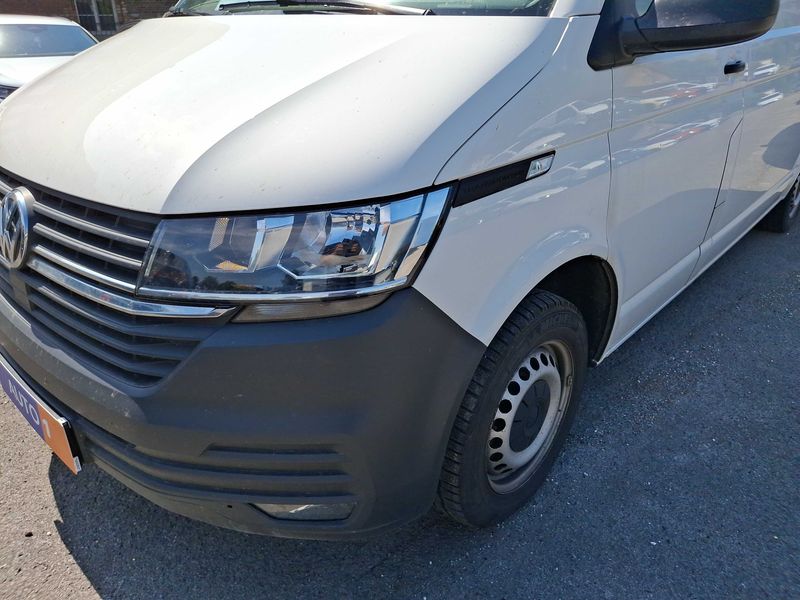 Volkswagen T6 Transporter 2.0 TDI Kasten lang FWD — zdjęcie 2