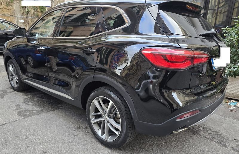 MG HS 1.5 Luxury — zdjęcie 3