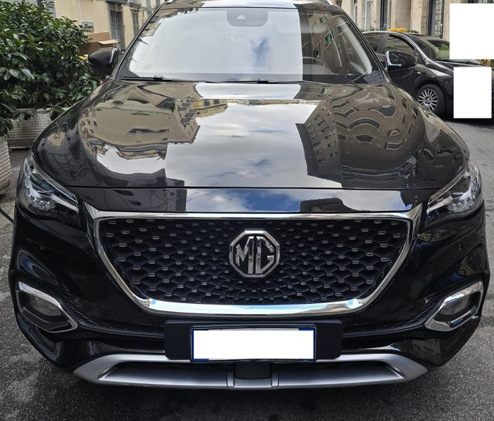 MG HS 1.5 Luxury — zdjęcie 7