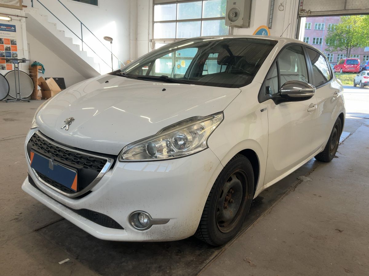 Peugeot 208 2015