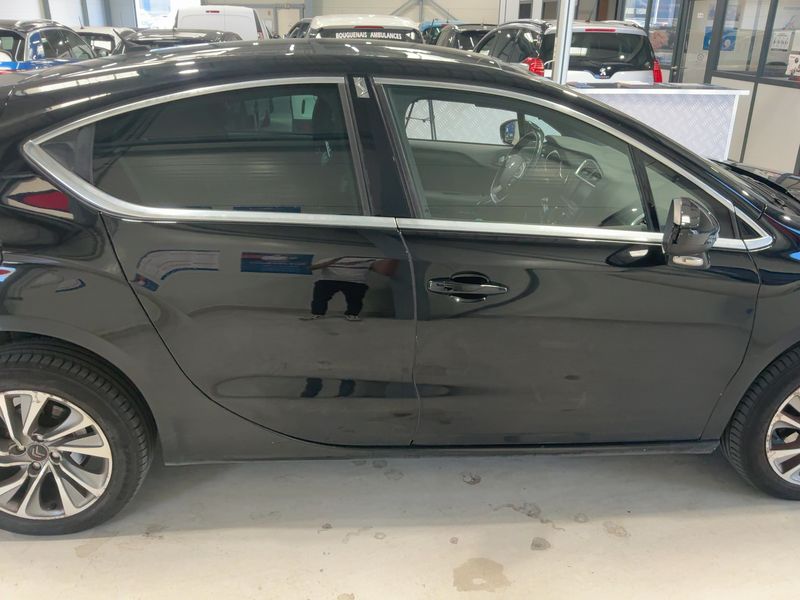 Citroen DS4 1.6 HDi Chic — zdjęcie 7