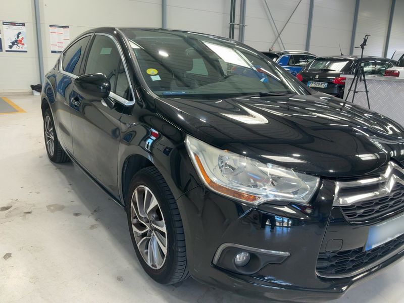 Citroen DS4 1.6 HDi Chic — zdjęcie 8